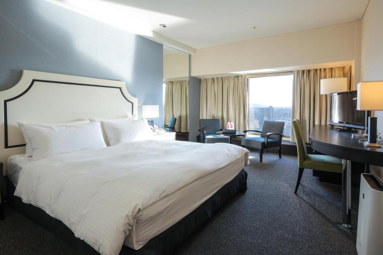 Ana Crowne Plaza Kumamoto New Sky By Ihg Hotell Exteriör bild