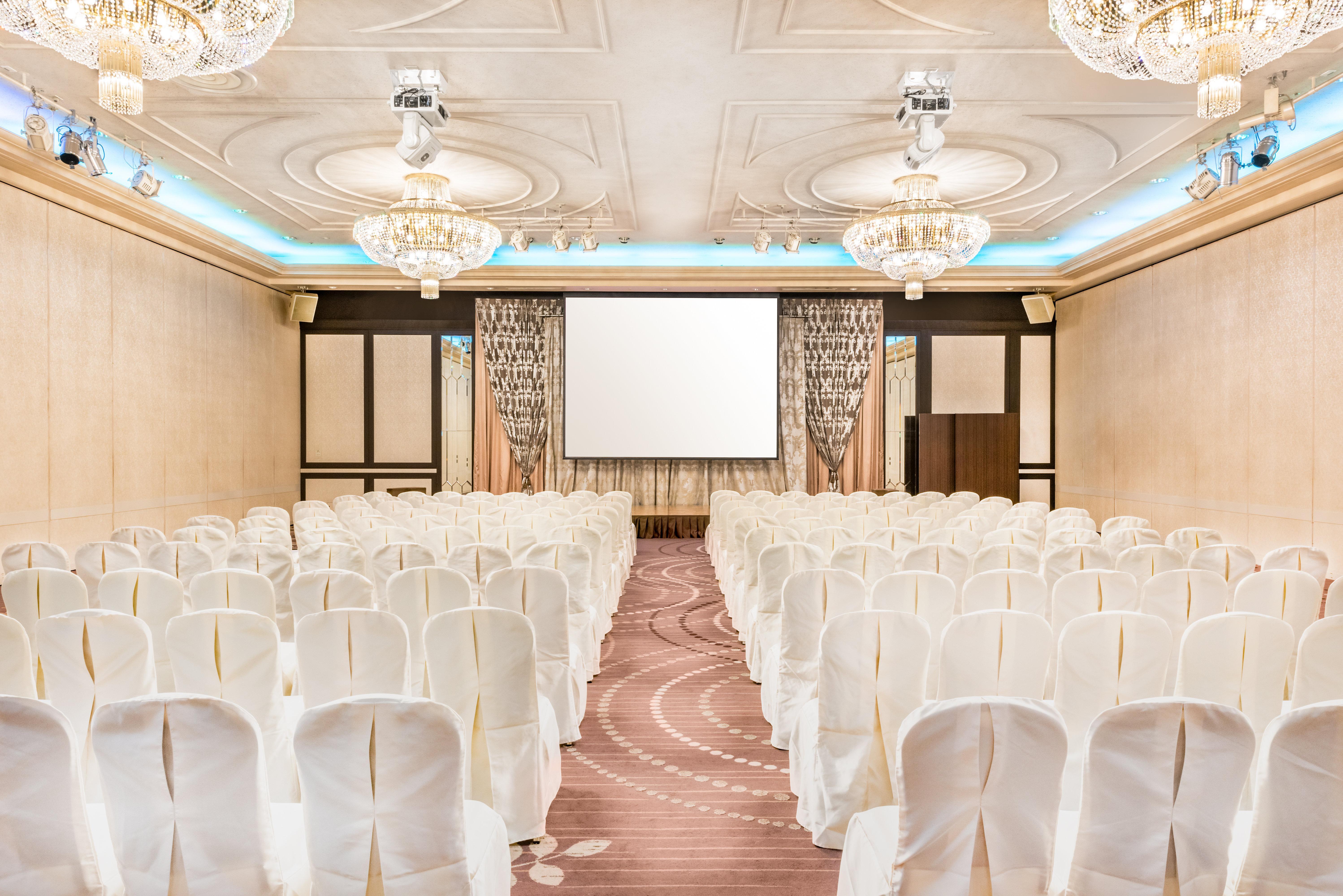 Ana Crowne Plaza Kumamoto New Sky By Ihg Hotell Exteriör bild